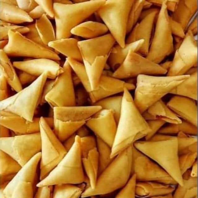 Kerepek Samosa Serunding Ayam Pedas Manis